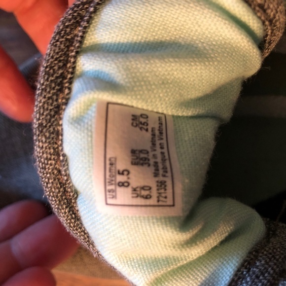 Women’s sneakers - Picture 4 of 4